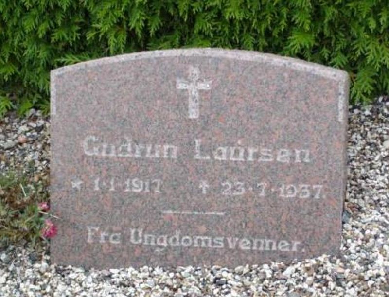 Gudrun Laursen.jpg
